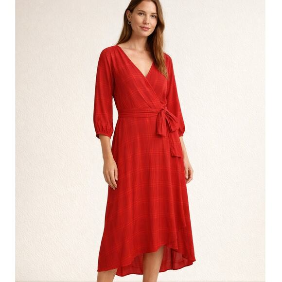 Tommy Hilfiger Dresses & Skirts - Tommy Hilfiger Red Wrap Midi Dress